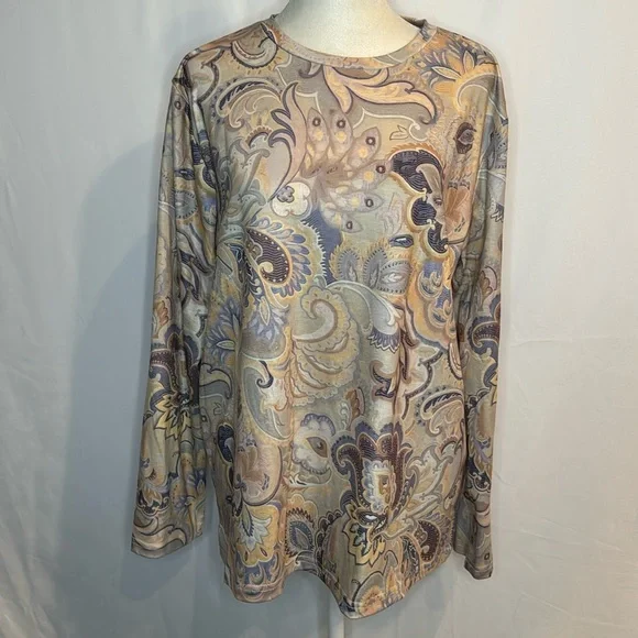 ❤️3/$30 Noracora Long Sleeve Top - Picture 2 of 10